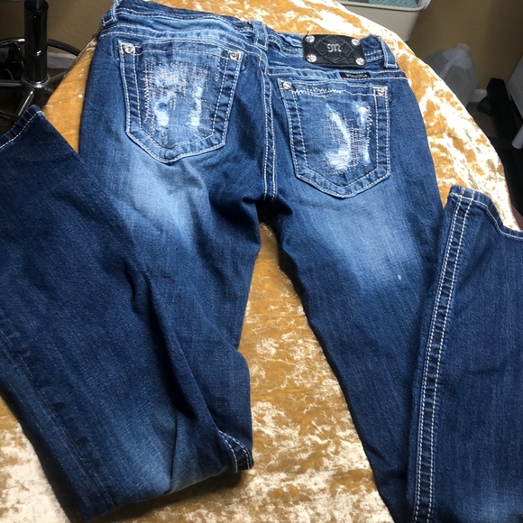 Miss me jeans 👖 size 28 inseam 33. - Picture 3 of 6